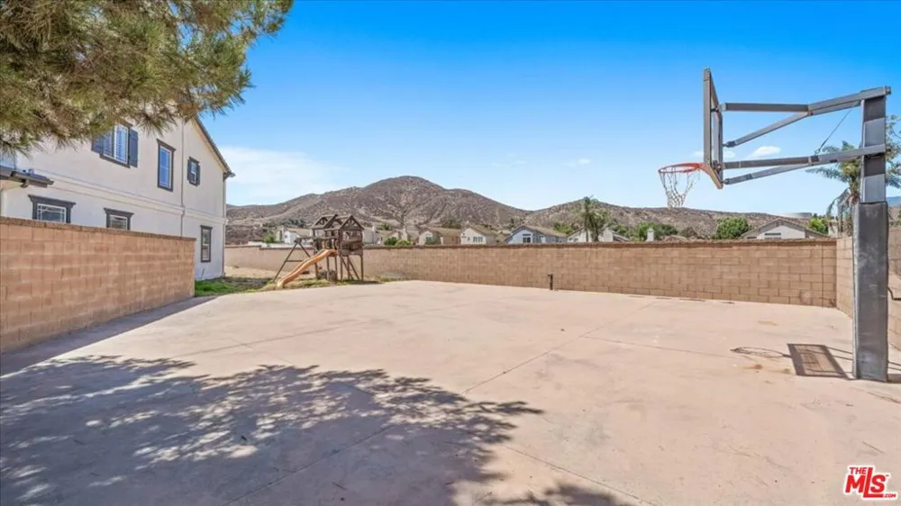 11962 Alpine Drive Fontana, CA 92337