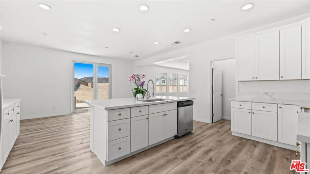 11962 Alpine Drive Fontana, CA 92337