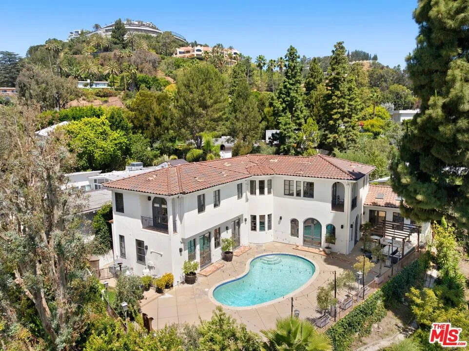 1214 Beverly View Drive Beverly Hills, CA 90210
