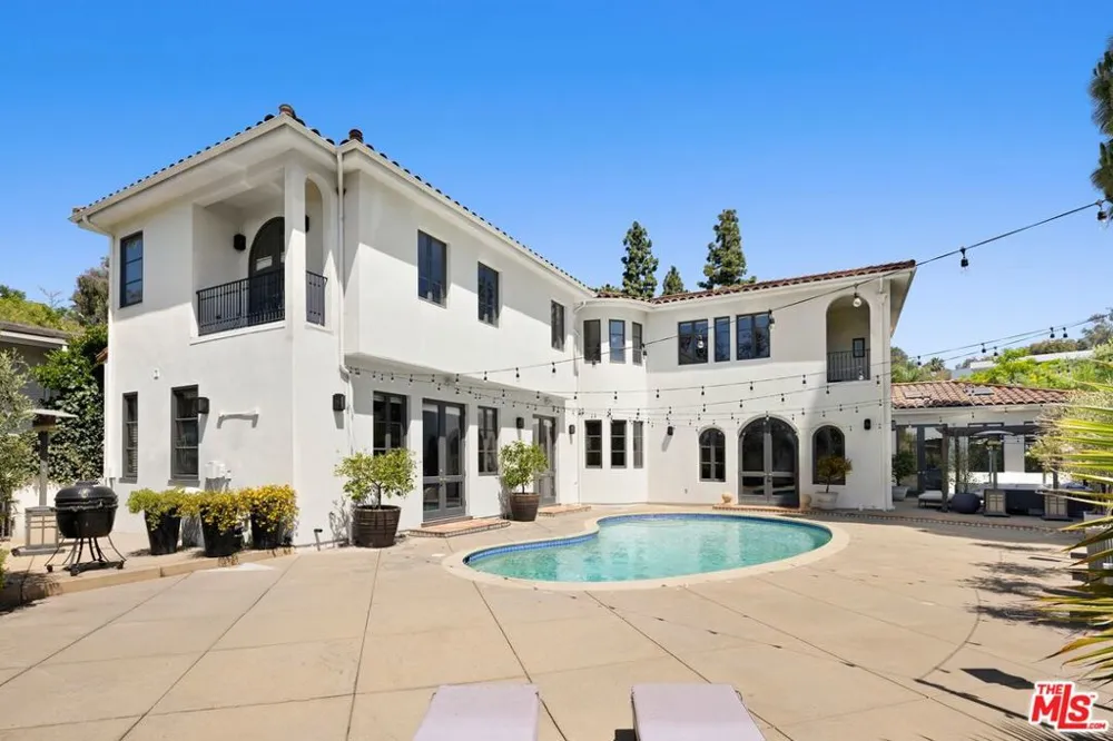1214 Beverly View Drive Beverly Hills, CA 90210