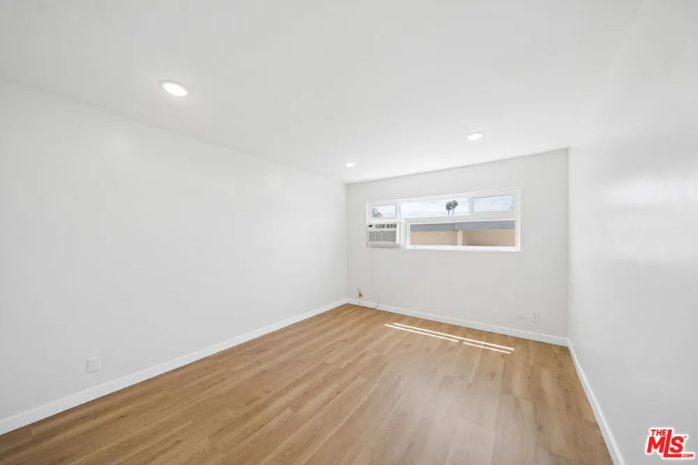 1039 Harper Avenue #9 West Hollywood, CA 90046