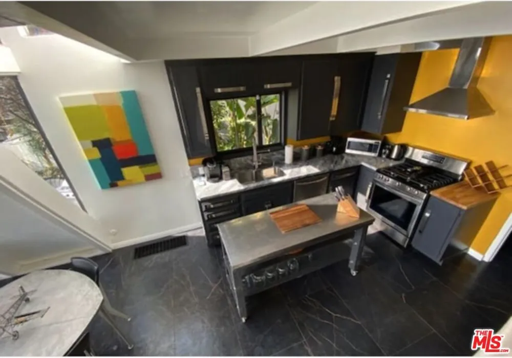 2144 Sunset Plaza Drive Los Angeles, CA 90069