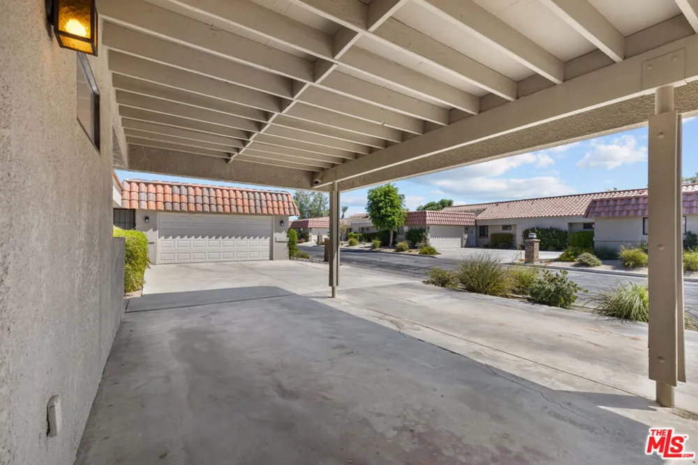 40513 Bay Hill Way Palm Desert, CA 92211