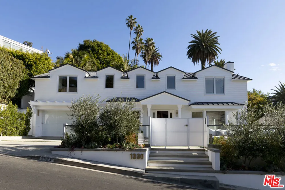 1330 Londonderry Place Los Angeles, CA 90069