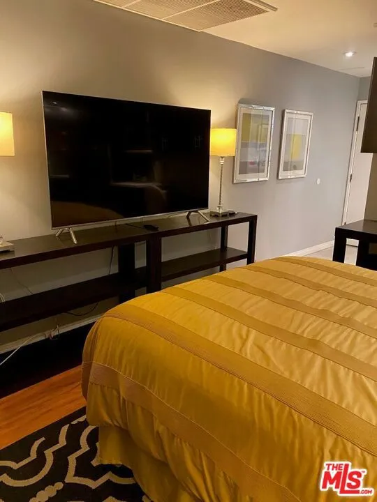 10660 Wilshire Boulevard #101 Los Angeles, CA 90024