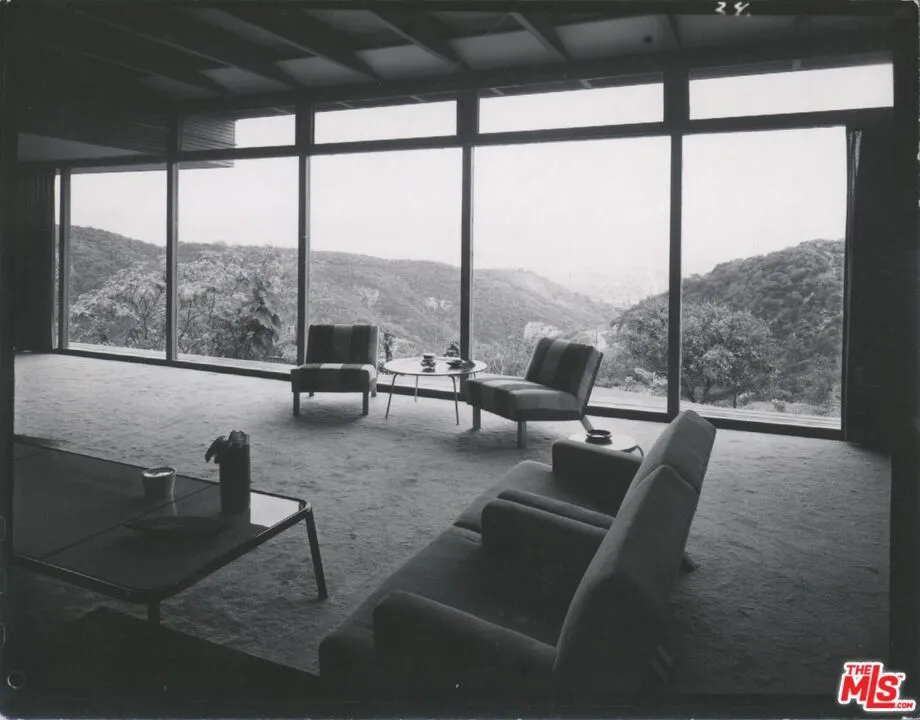 3499 Beverly Glen Boulevard Sherman Oaks, CA 91423