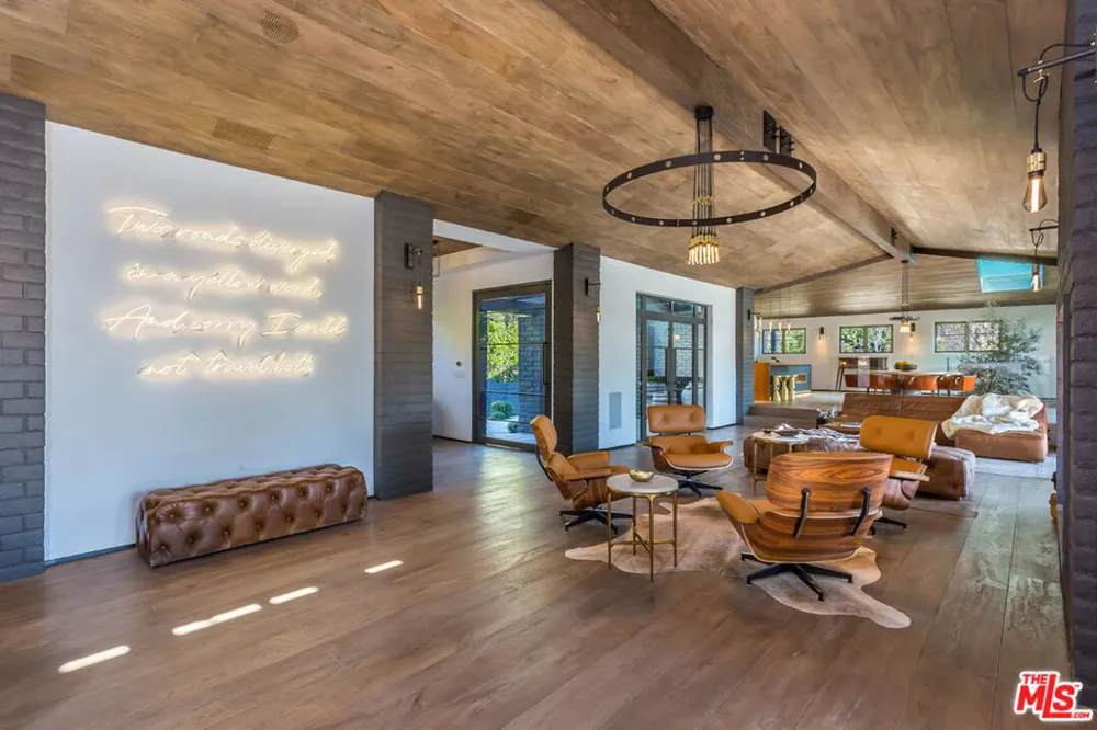 1707 Rising Glen Road Los Angeles, CA 90069