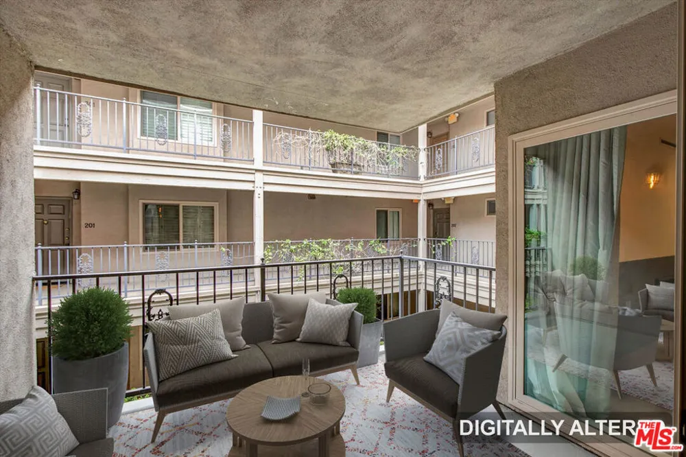 439 Doheny Drive #204 Beverly Hills, CA 90210