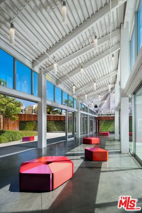 12655 Bluff Creek Drive #304 Los Angeles, CA 90094