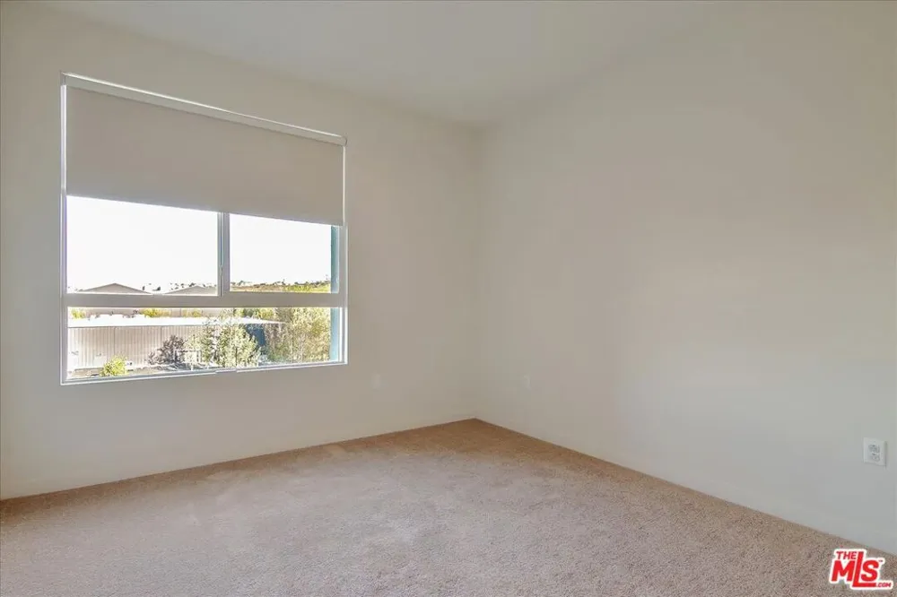 12655 Bluff Creek Drive #304 Los Angeles, CA 90094