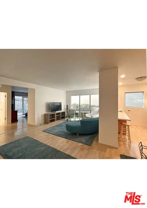 1145 Larrabee Street #3 West Hollywood, CA 90069