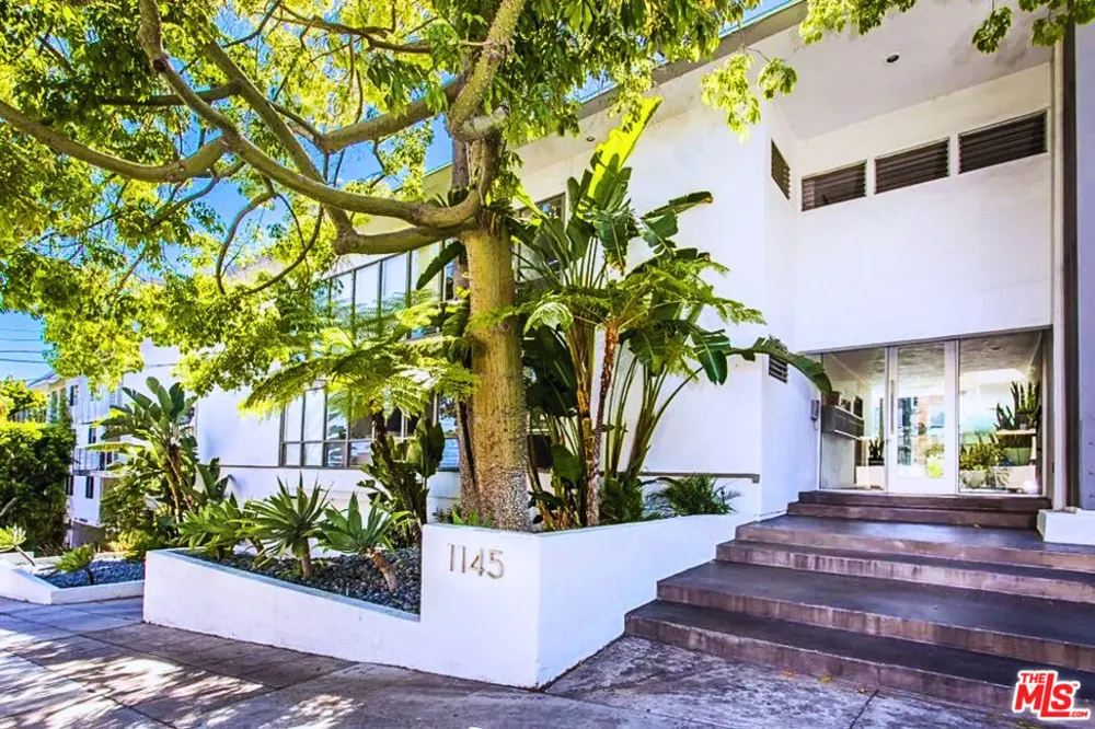 1145 Larrabee Street #3 West Hollywood, CA 90069