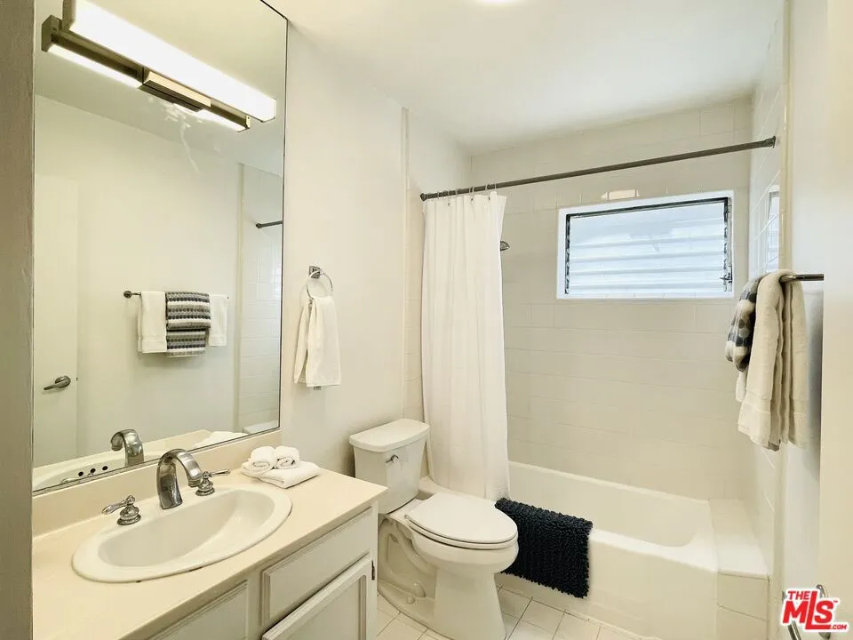1145 Larrabee Street #3 West Hollywood, CA 90069