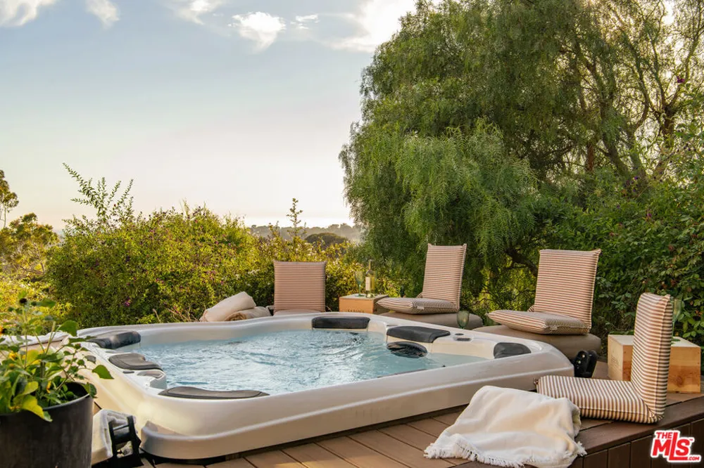 6315 Gayton Place Malibu, CA 90265