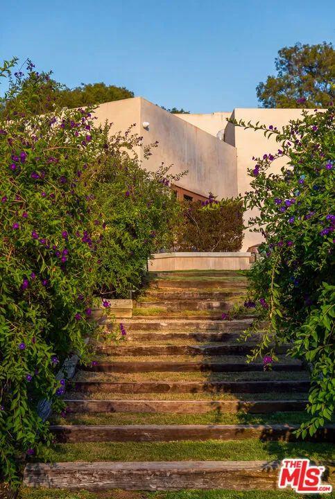 6315 Gayton Place Malibu, CA 90265