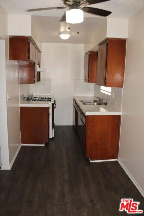 14108 Doty Avenue #31 Hawthorne, CA 90250