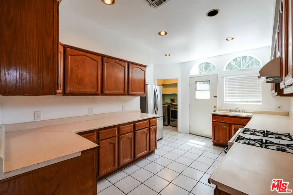 4424 Alumni Avenue Los Angeles, CA 90041