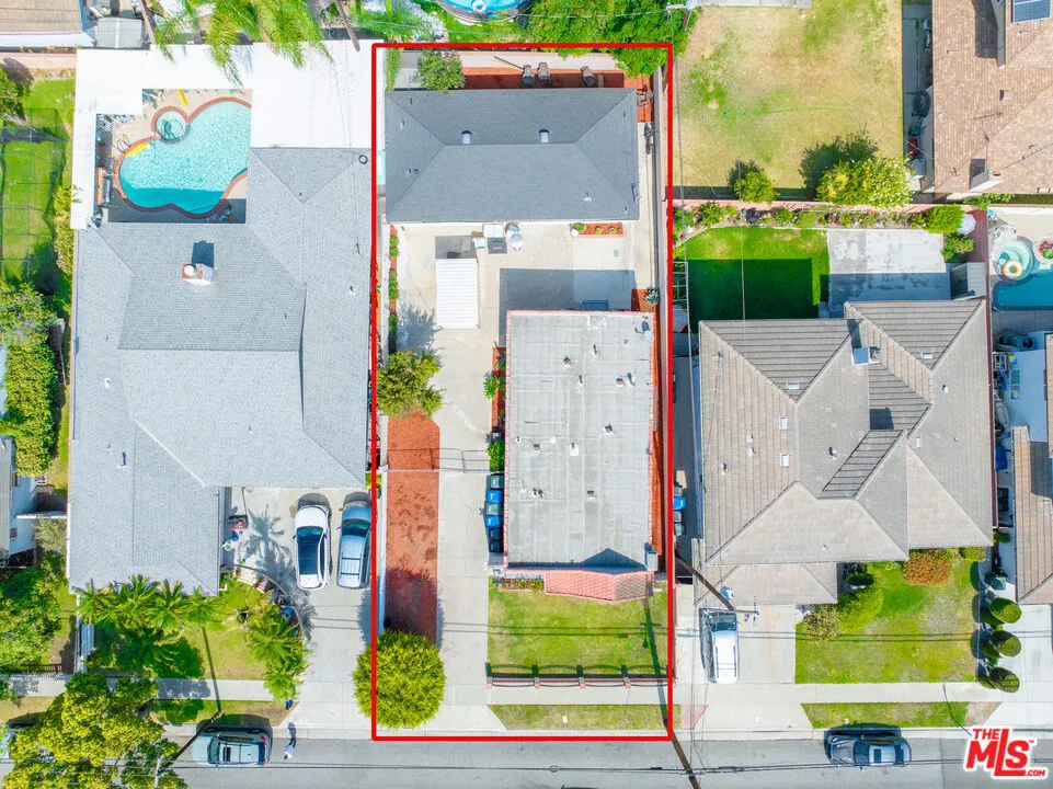 12045 Rives Avenue Downey, CA 90242