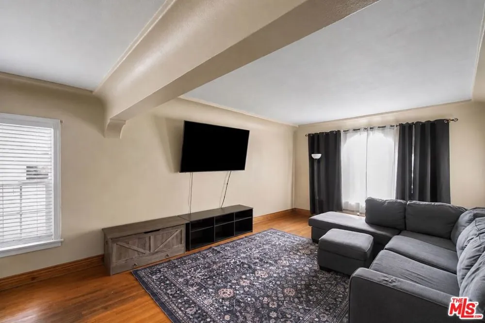 12045 Rives Avenue Downey, CA 90242