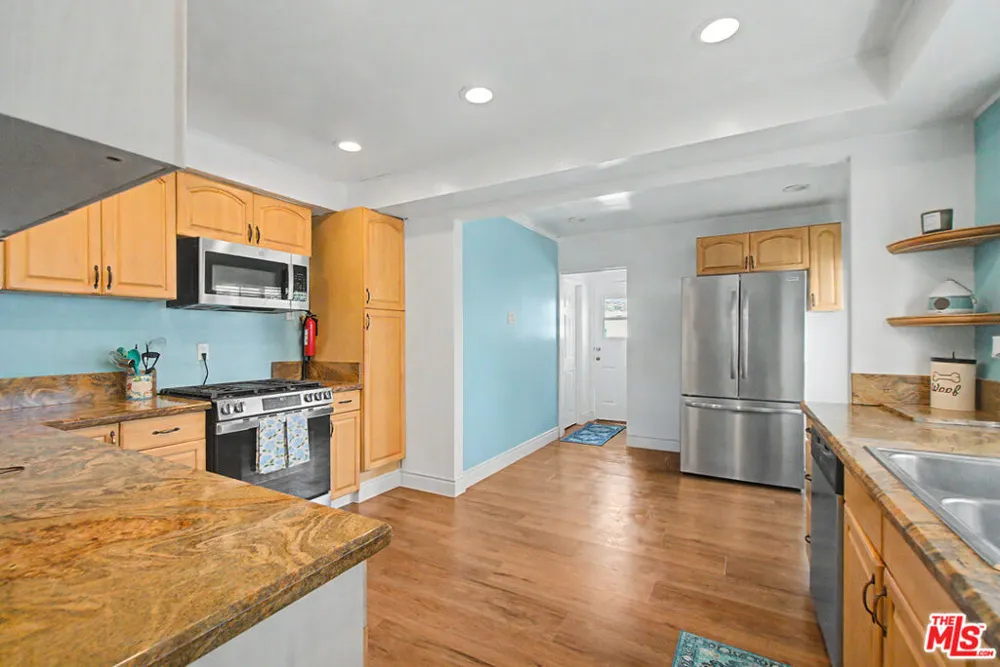 12045 Rives Avenue Downey, CA 90242