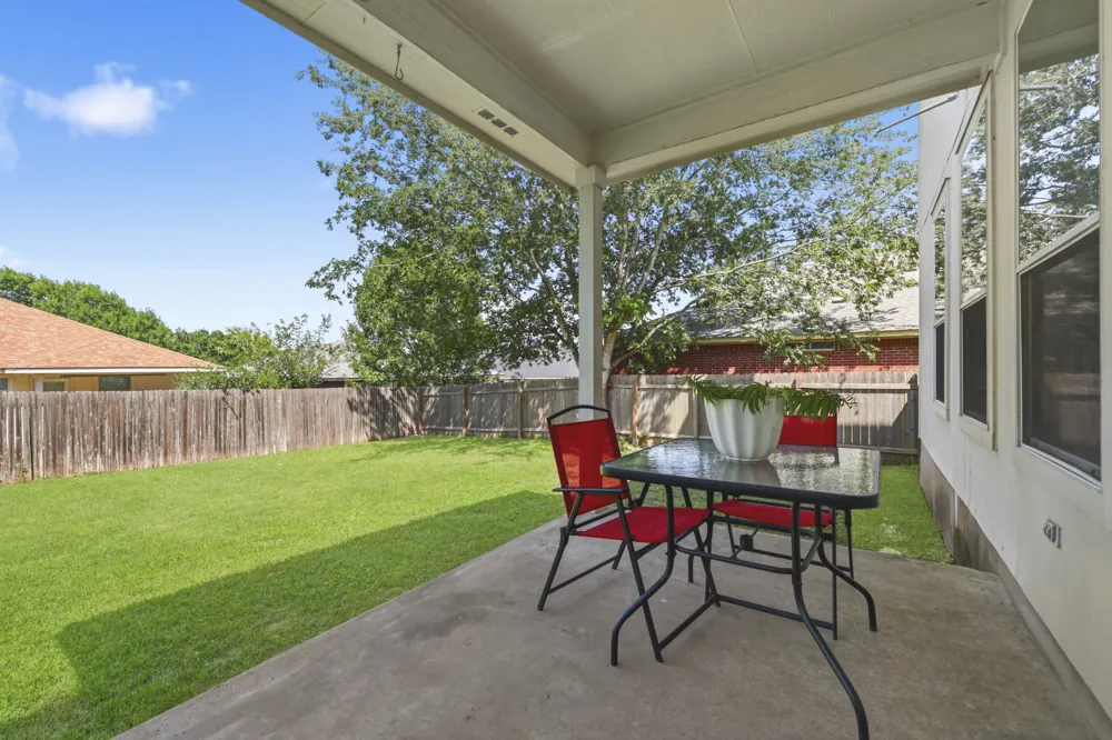 111 Brazos Lane Kyle, TX 78640