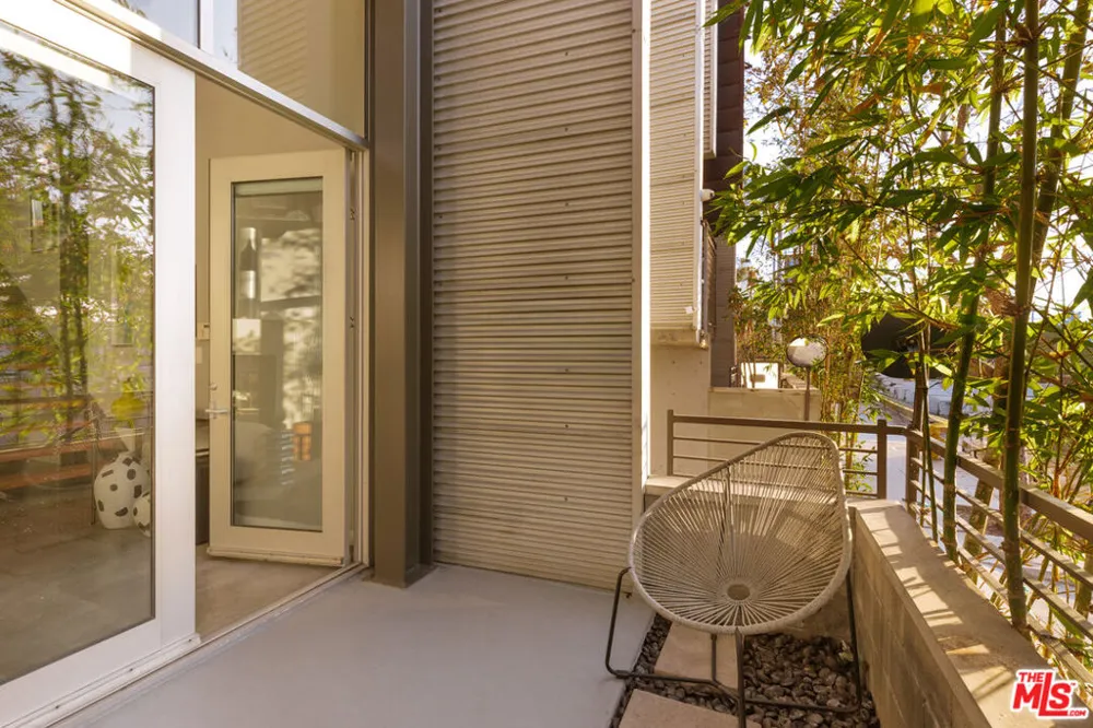 208 S Venice Boulevard #A Venice, CA 90291