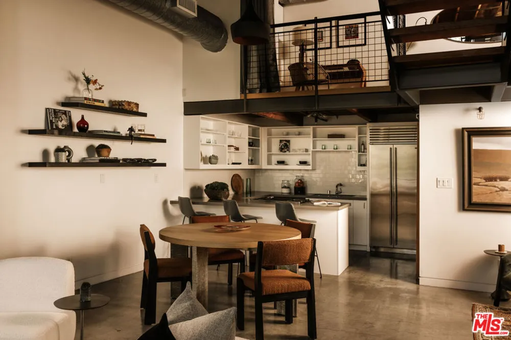208 S Venice Boulevard #A Venice, CA 90291