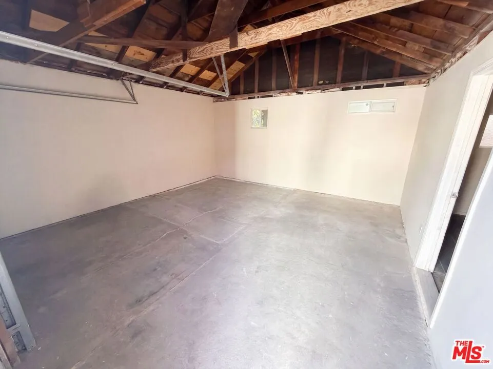 15343 Pimenta Avenue Paramount, CA 90723
