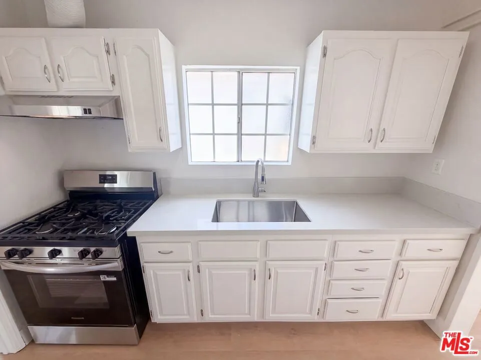 15343 Pimenta Avenue Paramount, CA 90723