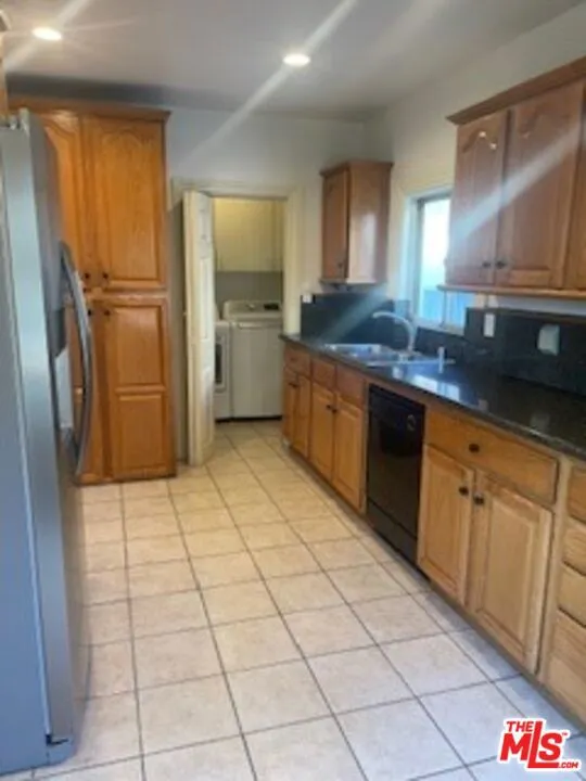 2311 Malcolm Avenue Los Angeles, CA 90064