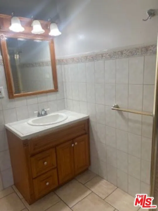 2311 Malcolm Avenue Los Angeles, CA 90064