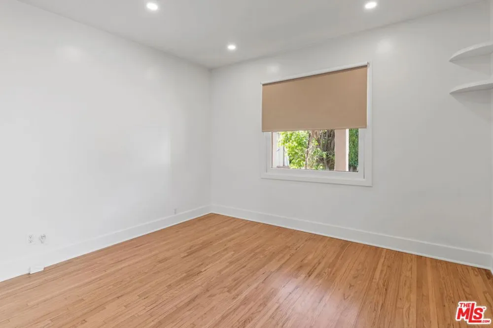 2128 Camden Avenue Los Angeles, CA 90025