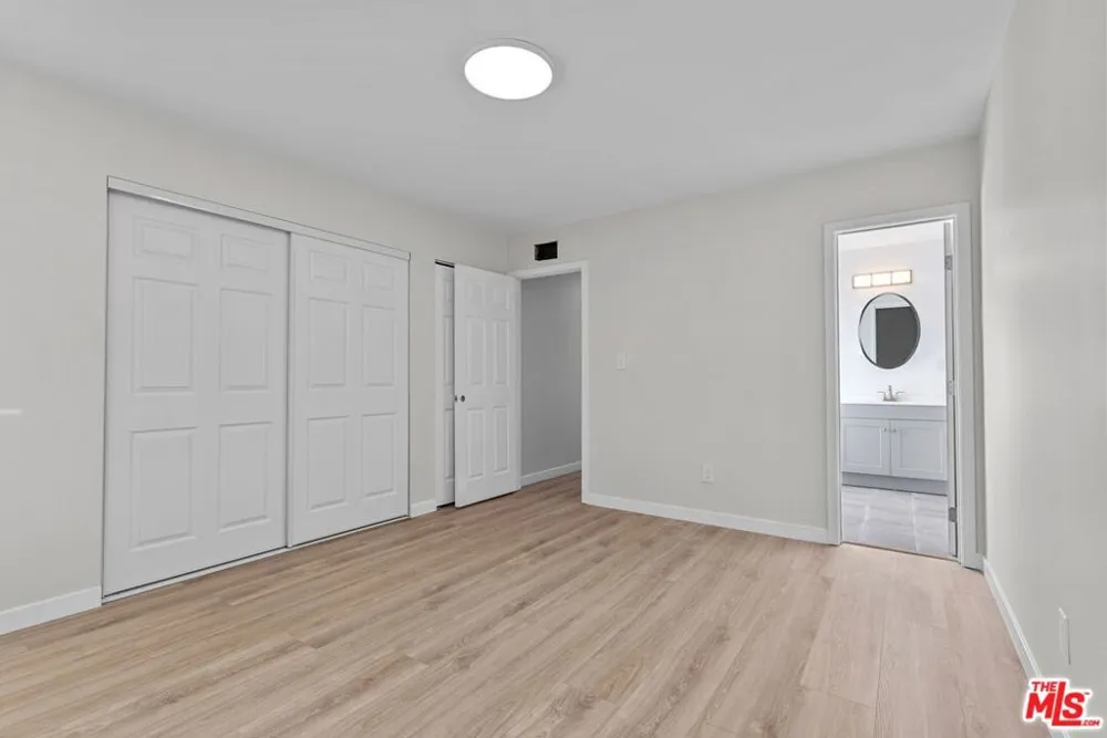16855 Donmetz Street Los Angeles, CA 91344