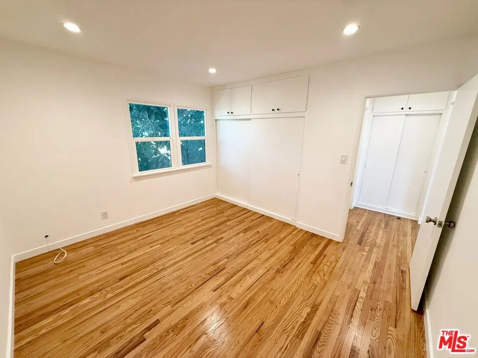 1143 Formosa #7 West Hollywood, CA 90046