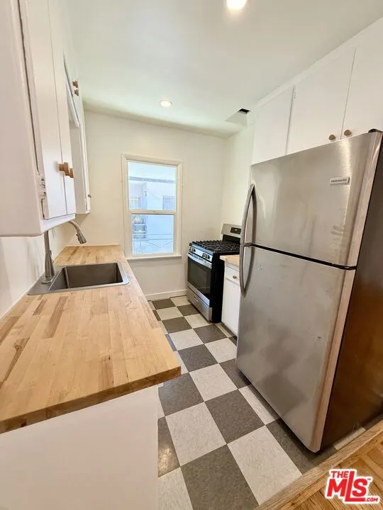 1143 Formosa #7 West Hollywood, CA 90046