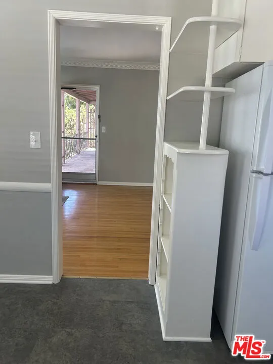 4054 Madison Avenue #E Culver City, CA 90232