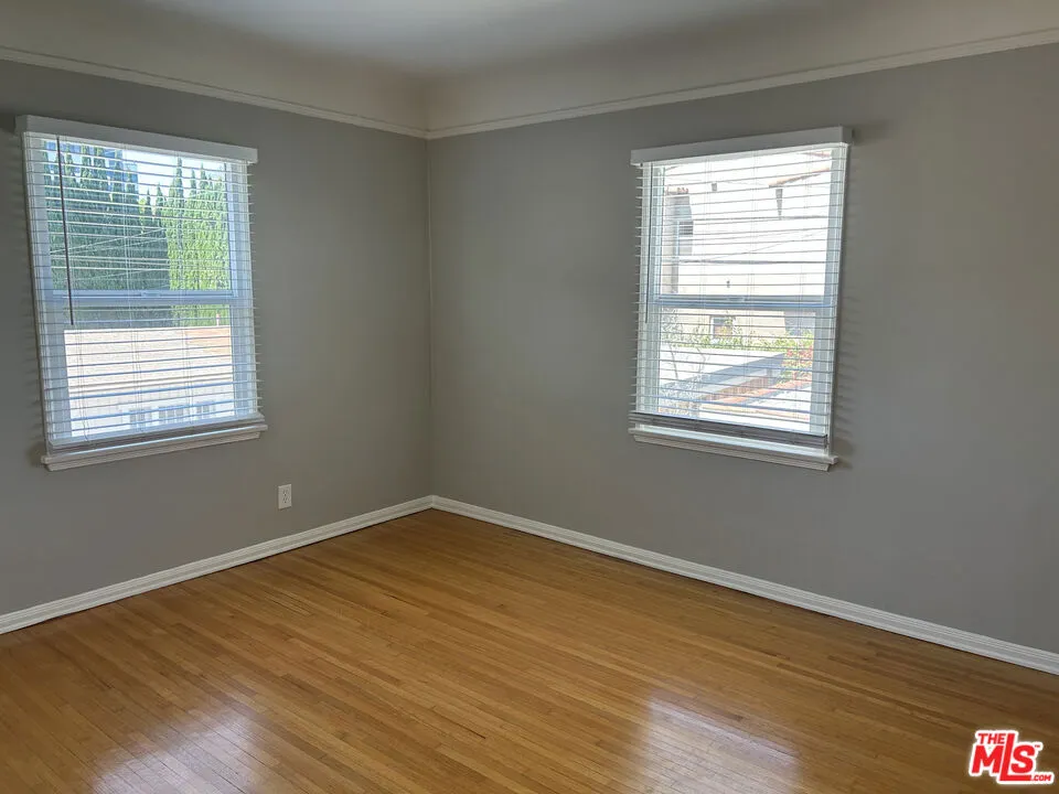 4054 Madison Avenue #E Culver City, CA 90232
