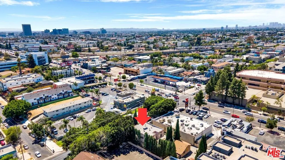 4149 Melrose Avenue Los Angeles, CA 90029