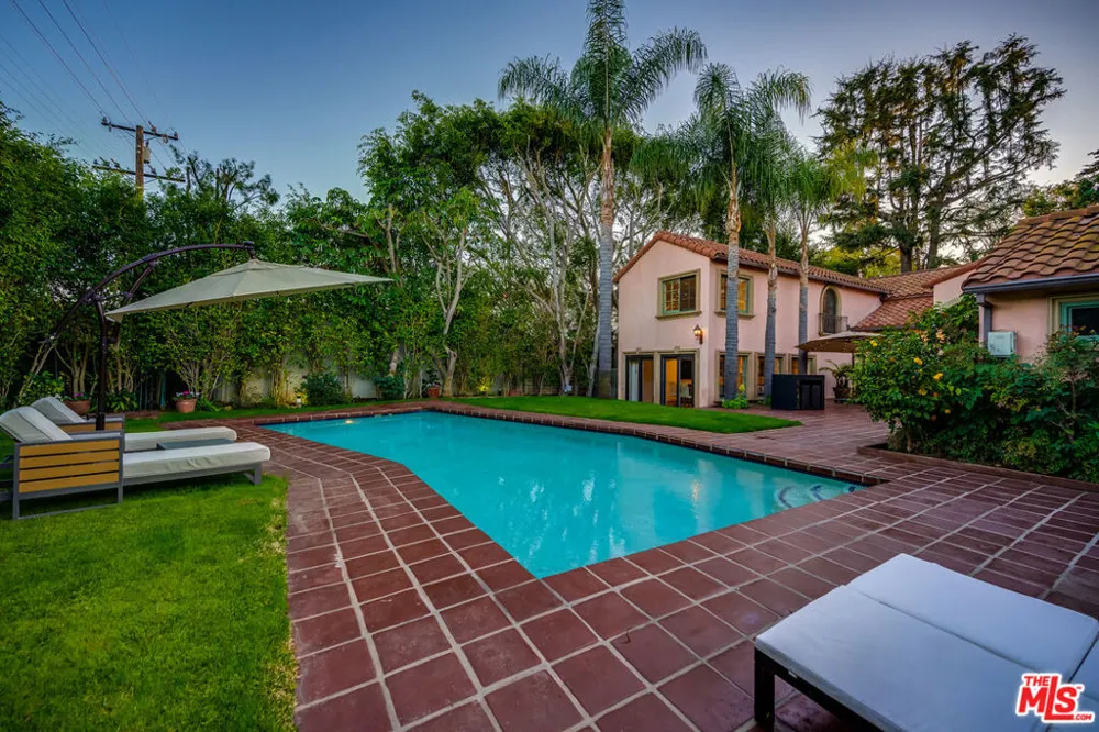 616 Maple Drive Beverly Hills, CA 90210