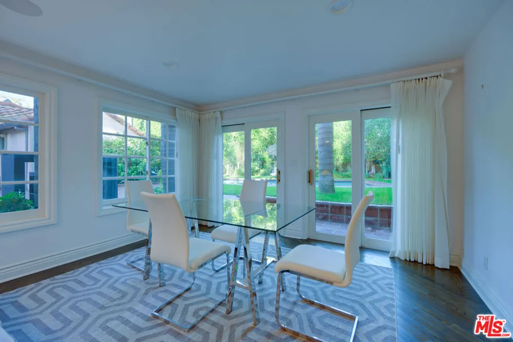 616 Maple Drive Beverly Hills, CA 90210