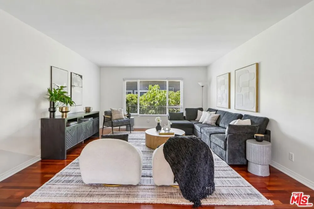 10600 Eastborne Avenue #9 Los Angeles, CA 90024