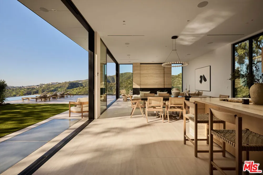 1149 Linda Flora Drive Los Angeles, CA 90049