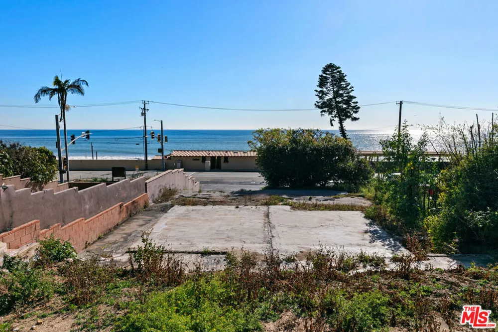 21443 Pacific Coast Highway Malibu, CA 90265