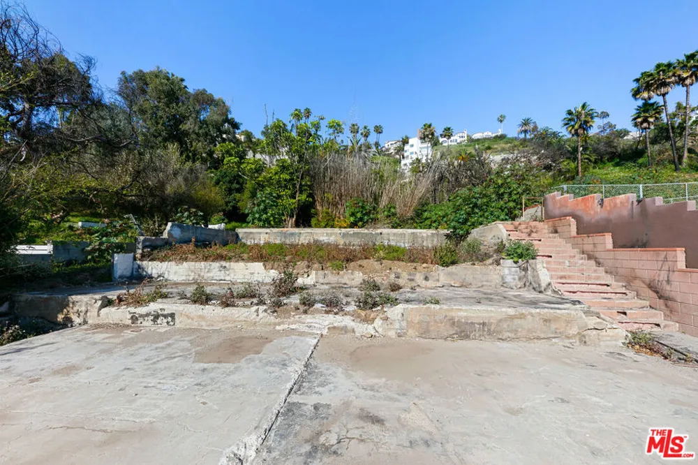 21443 Pacific Coast Highway Malibu, CA 90265