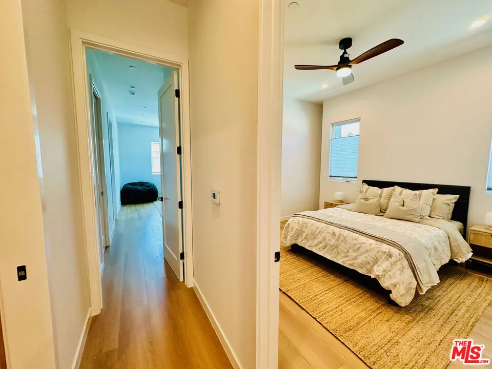 948 E 67th Street #B Inglewood, CA 90302