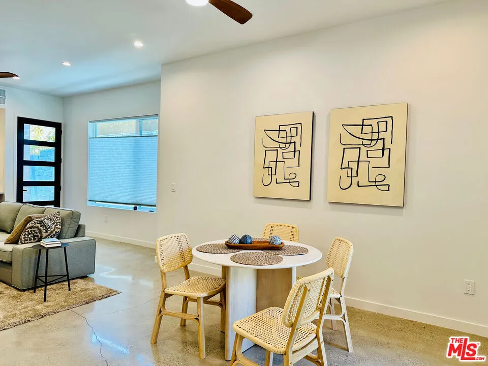 948 E 67th Street #B Inglewood, CA 90302