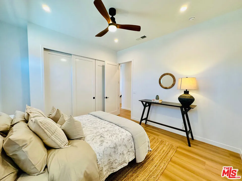 948 E 67th Street #B Inglewood, CA 90302