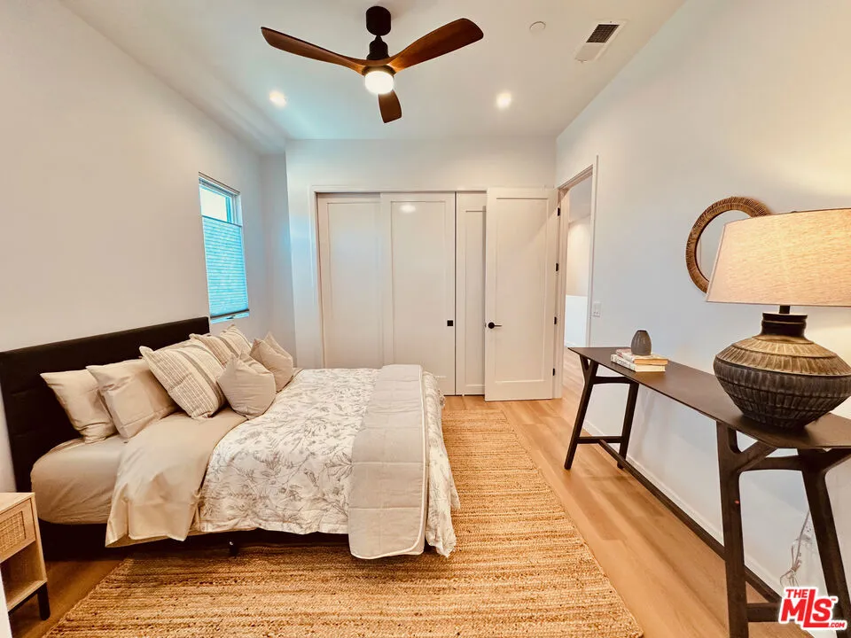 948 E 67th Street #B Inglewood, CA 90302