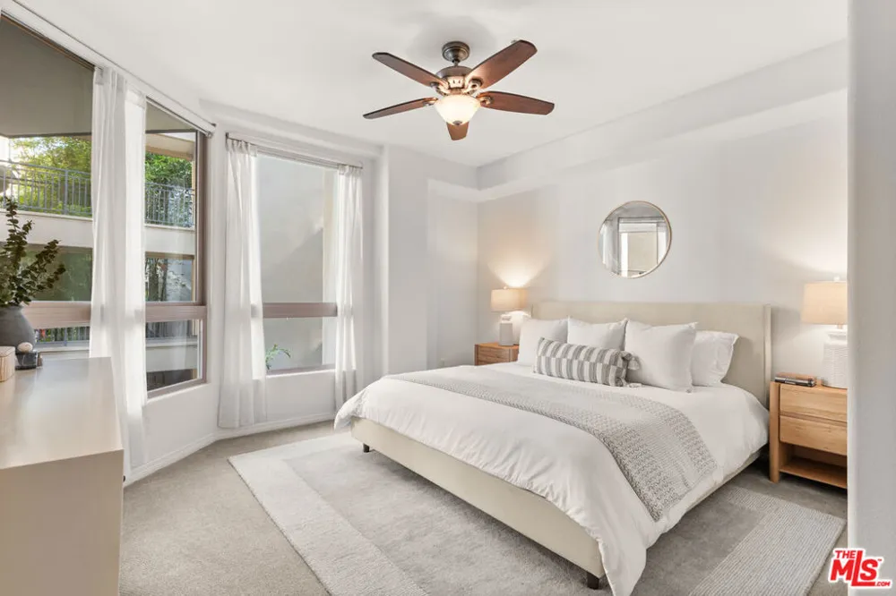13044 Pacific #108 Playa Vista, CA 90094