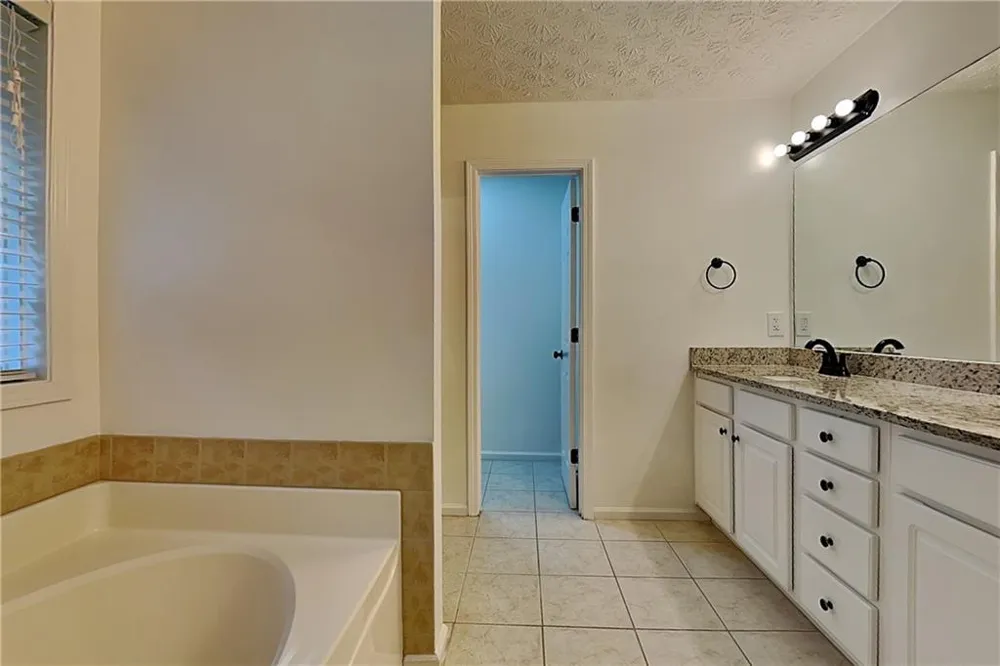 3194 Watson Meadow Lane Loganville, GA 30052